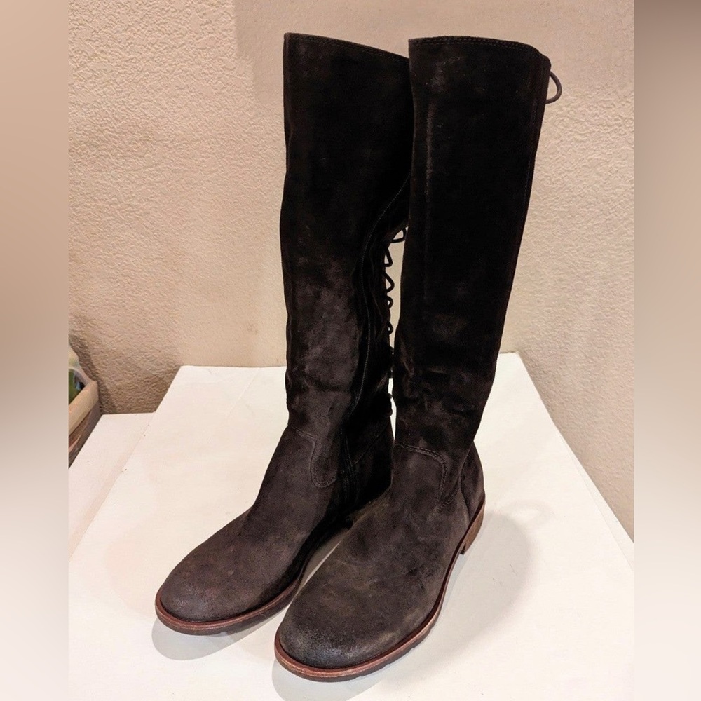 Women’s tall boots, size 8.5 NEW!